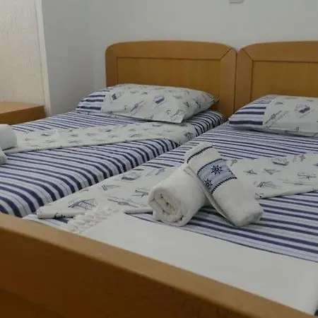 Daire Wild Orange- One Bedroom With Terrace Dubrovnik