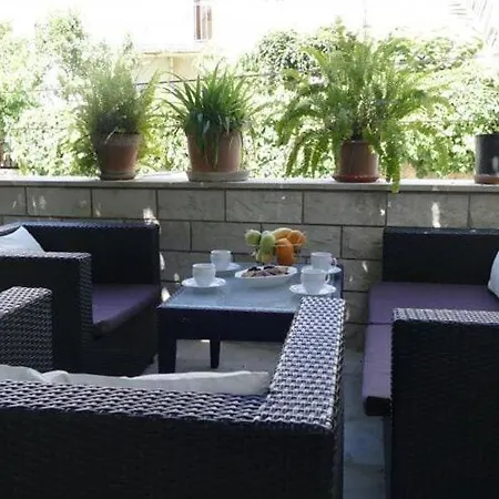 Wild Orange- One Bedroom With Terrace Apartment *